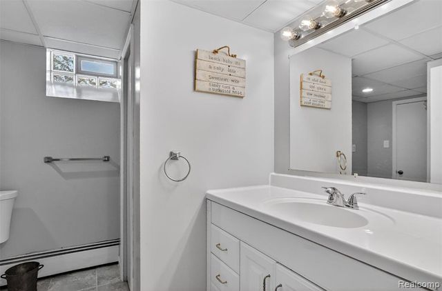 95 Windsor Road, Rochester Hills, MI 48307