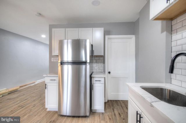 1327 JACKSON ST, Camden, NJ 08104