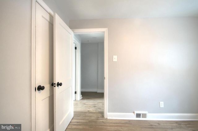 1327 JACKSON ST, Camden, NJ 08104