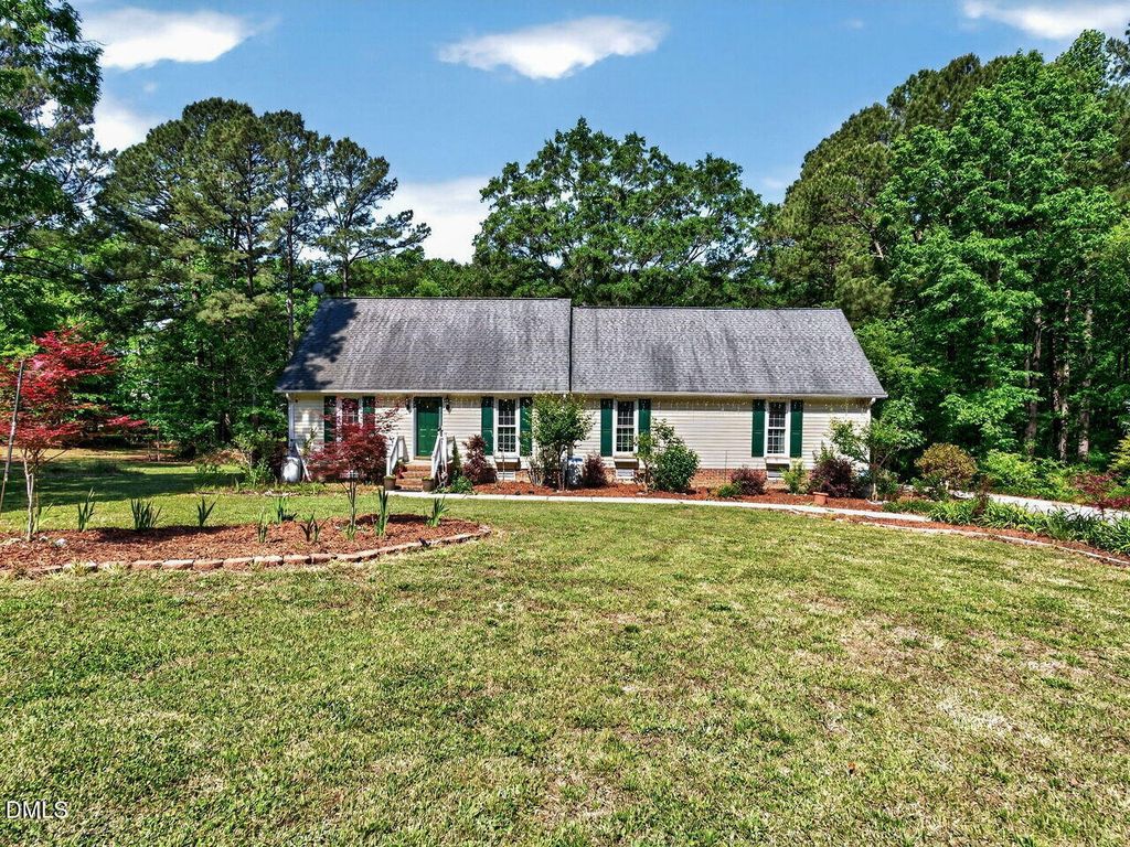 78 Tally Ho Drive, Selma, NC 27576