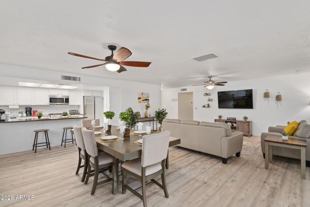 2101 W EL PRADO Road, Chandler, AZ 85224