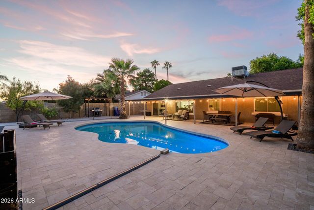 2101 W EL PRADO Road, Chandler, AZ 85224