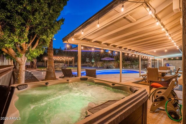 2101 W EL PRADO Road, Chandler, AZ 85224