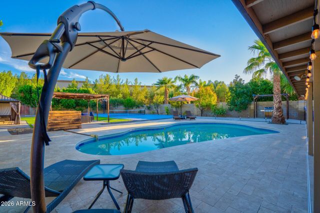 2101 W EL PRADO Road, Chandler, AZ 85224