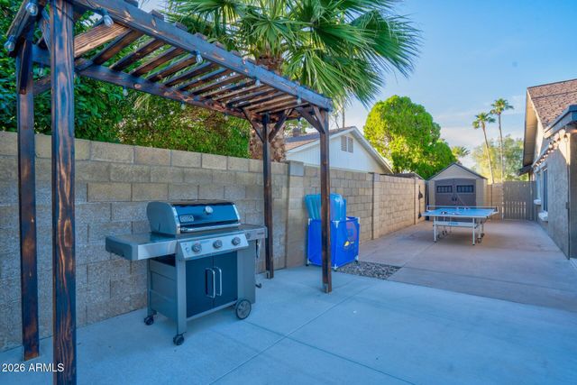 2101 W EL PRADO Road, Chandler, AZ 85224