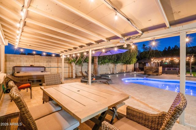 2101 W EL PRADO Road, Chandler, AZ 85224
