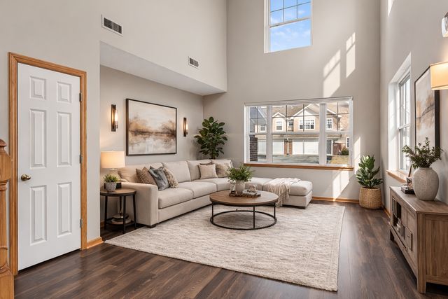 20424 Kensfield Trail, Lakeville, MN 55044