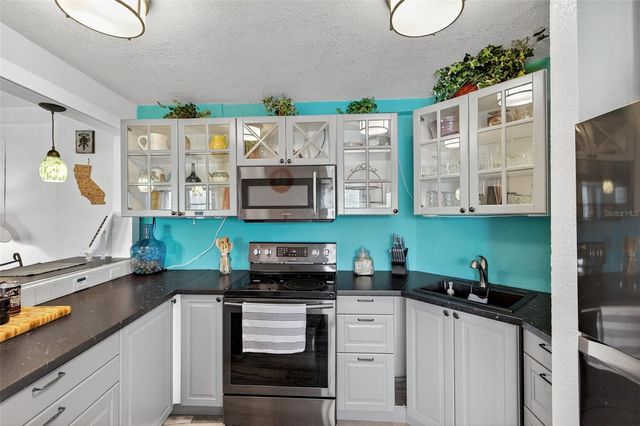 3315 58TH AVENUE S 315, St Petersburg, FL 33712