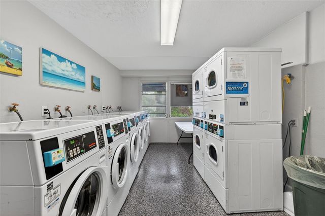 3315 58TH AVENUE S 315, St Petersburg, FL 33712