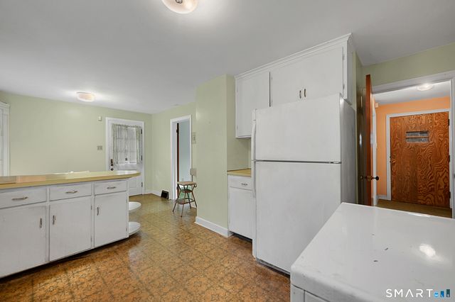 94 Farrell Road, Waterbury, CT 06706