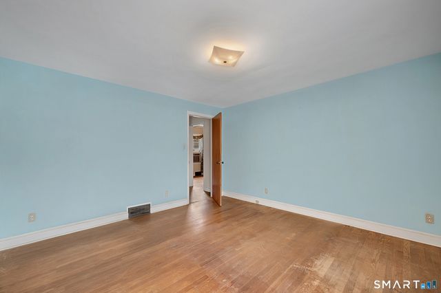 94 Farrell Road, Waterbury, CT 06706