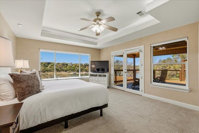 25207 Lake View DR, Spicewood, TX 78669