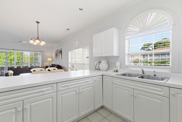 4679 Wild Iris Dr Apt 204, Myrtle Beach, SC 29577