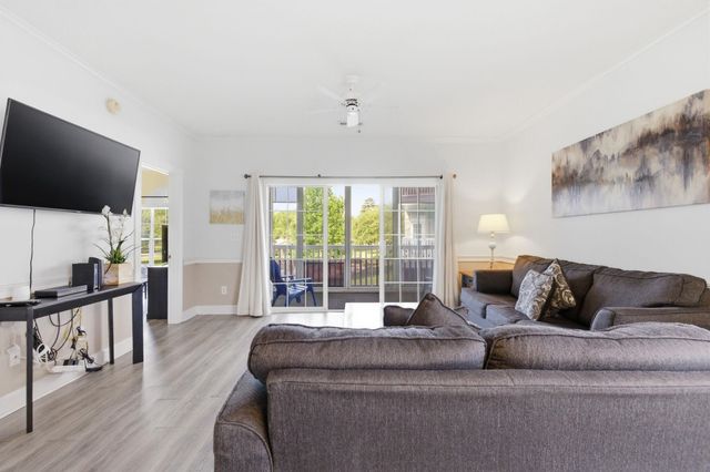 4679 Wild Iris Dr Apt 204, Myrtle Beach, SC 29577