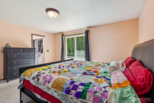 2807 Kirkaldy Court SE, Olympia, WA 98501