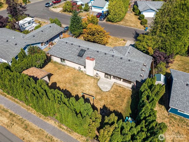 2807 Kirkaldy Court SE, Olympia, WA 98501