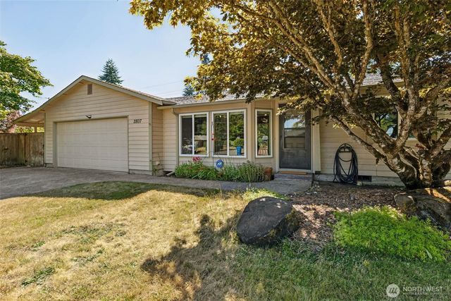 2807 Kirkaldy Court SE, Olympia, WA 98501