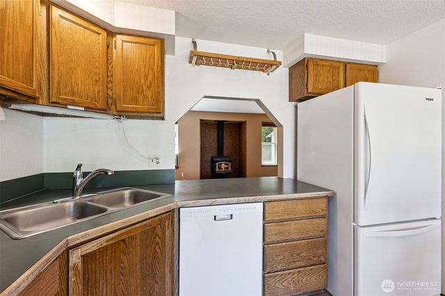 2807 Kirkaldy Court SE, Olympia, WA 98501