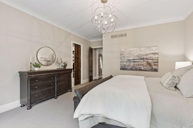 405 Carpenters Point, Wayzata, MN 55391