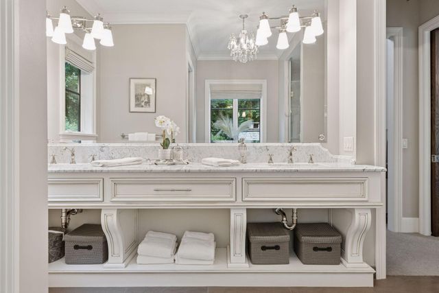 405 Carpenters Point, Wayzata, MN 55391