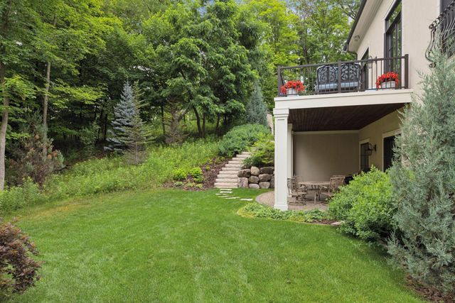 405 Carpenters Point, Wayzata, MN 55391