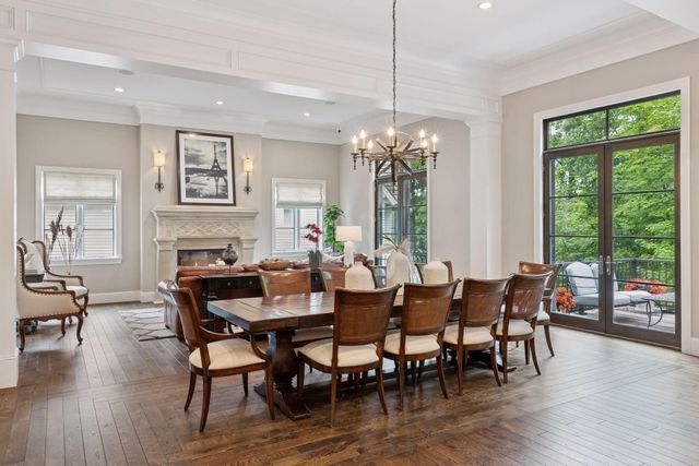 405 Carpenters Point, Wayzata, MN 55391