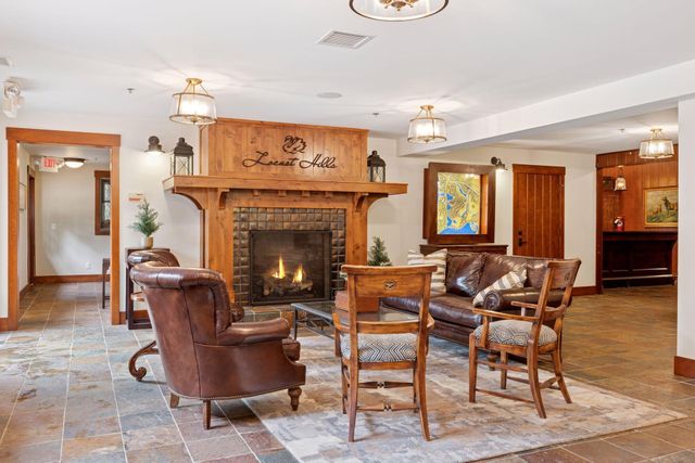 405 Carpenters Point, Wayzata, MN 55391