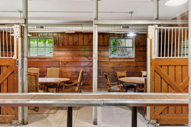 405 Carpenters Point, Wayzata, MN 55391