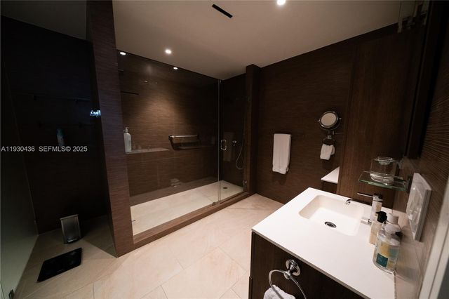 1425 Brickell Ave 57A, Miami, FL 33131