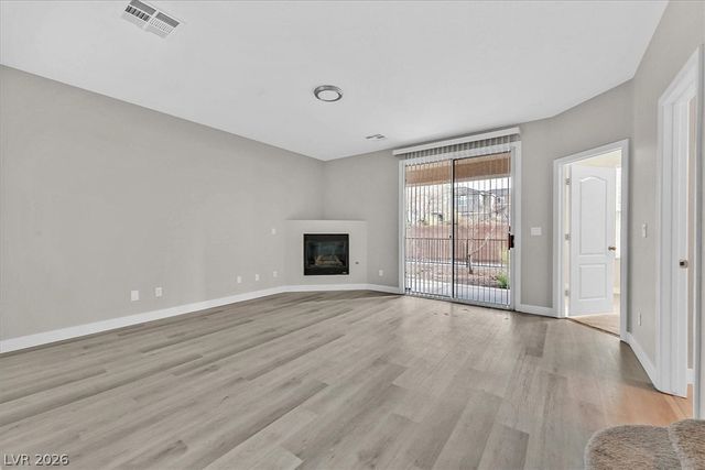 8755 Salvestrin Point Avenue, Las Vegas, NV 89148