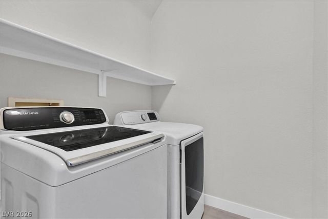 8755 Salvestrin Point Avenue, Las Vegas, NV 89148