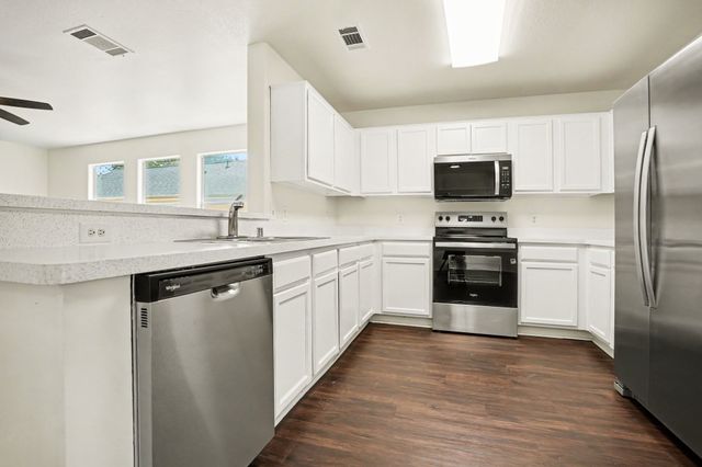 1966 Courtside Drive, Dallas, TX 75051