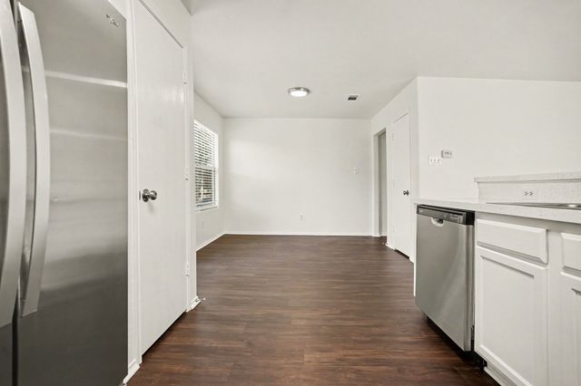 1966 Courtside Drive, Dallas, TX 75051