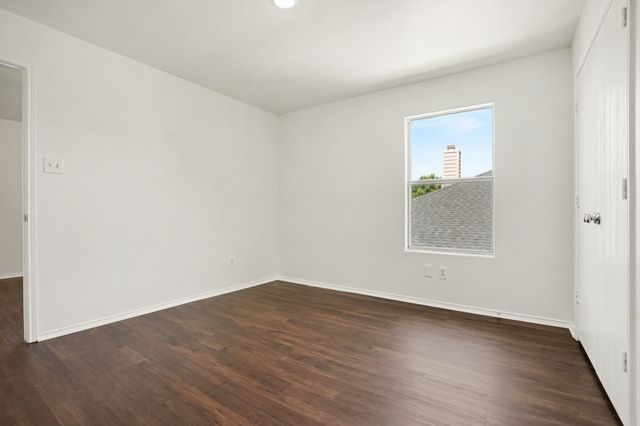1966 Courtside Drive, Dallas, TX 75051