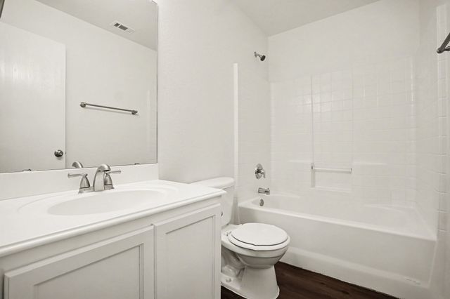 1966 Courtside Drive, Dallas, TX 75051