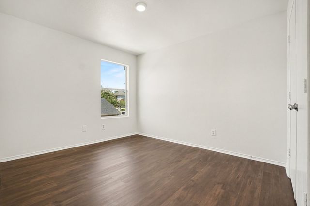 1966 Courtside Drive, Dallas, TX 75051