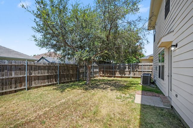 1966 Courtside Drive, Dallas, TX 75051