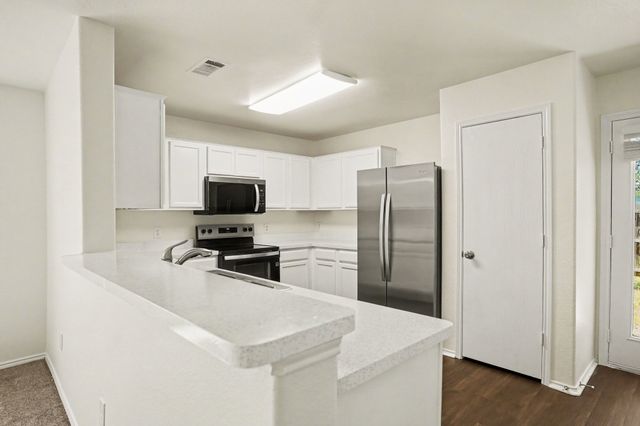 1966 Courtside Drive, Dallas, TX 75051