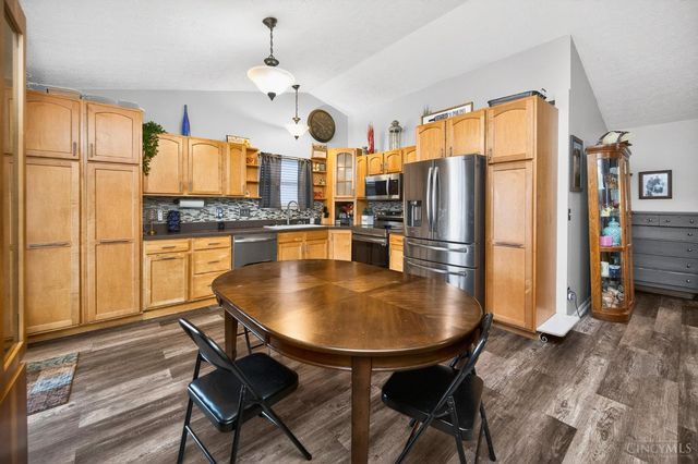 410 Waterstone Court, Trenton, OH 45067