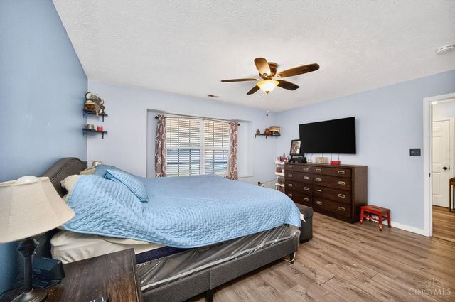 410 Waterstone Court, Trenton, OH 45067