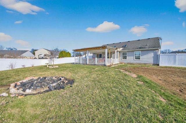 410 Waterstone Court, Trenton, OH 45067