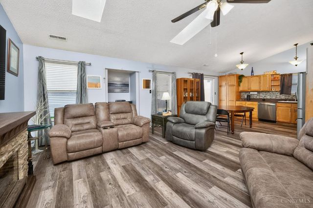 410 Waterstone Court, Trenton, OH 45067