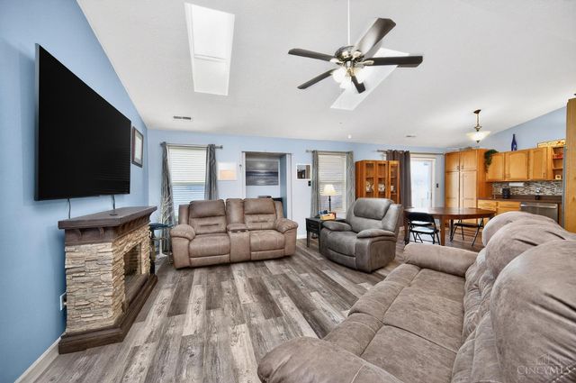 410 Waterstone Court, Trenton, OH 45067