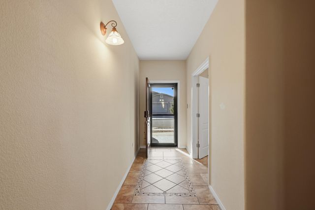 3460 Sun Mesa Street SW, Los Lunas, NM 87031