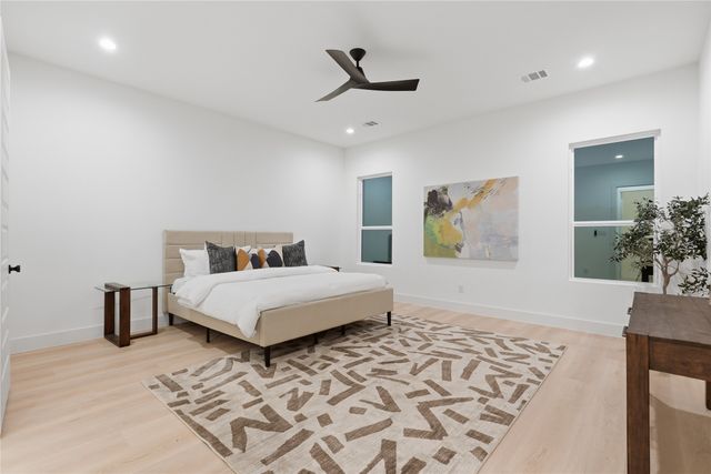 1810 Bickers Street, Dallas, TX 75212