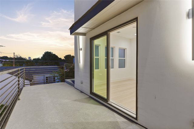 1810 Bickers Street, Dallas, TX 75212