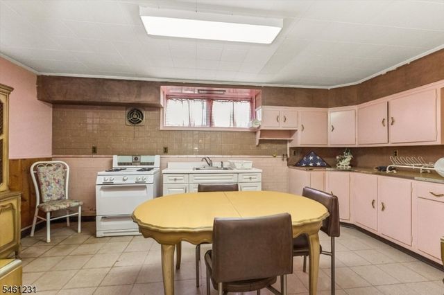 407 Franklin Ave, Belleville Twp., NJ 07109