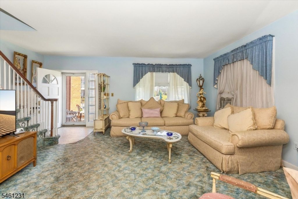 407 Franklin Ave, Belleville Twp., NJ 07109 — photo 2