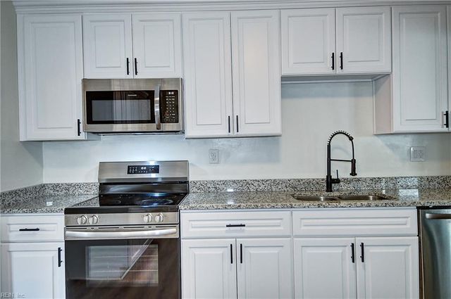 3916 Port RD, Chesapeake, VA 23321
