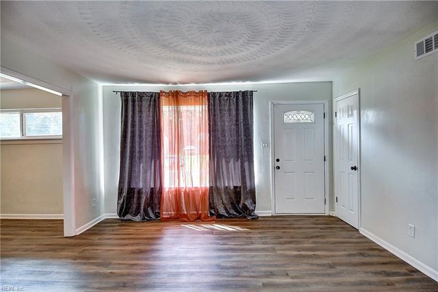 3916 Port RD, Chesapeake, VA 23321